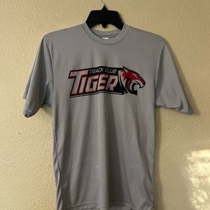 Tiger track club t-shirt